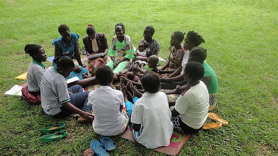 A-group-of-women-attending-a-group-therapy-session_2